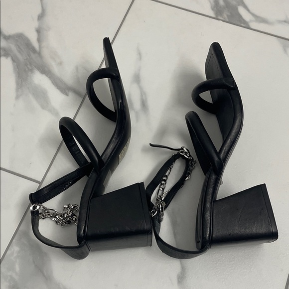 Free People Black Heeled Sandals with Chain Detail. Sz 38 - Picture 6 of 11